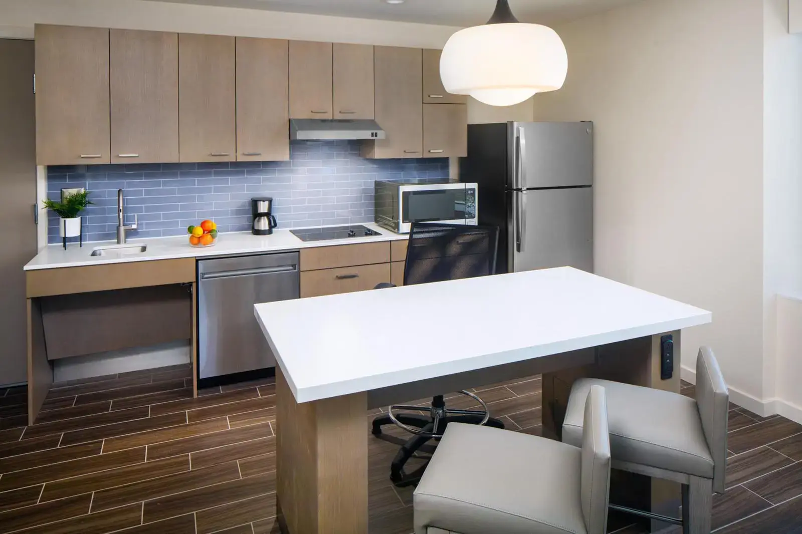 Hyatt House Nashville At Vanderbilt, Nashville, TN photography by Greg Ceo Image editing by Valentin Sivyakov